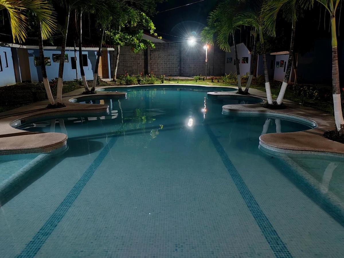 Hotel Catappa Jaco Exterior photo